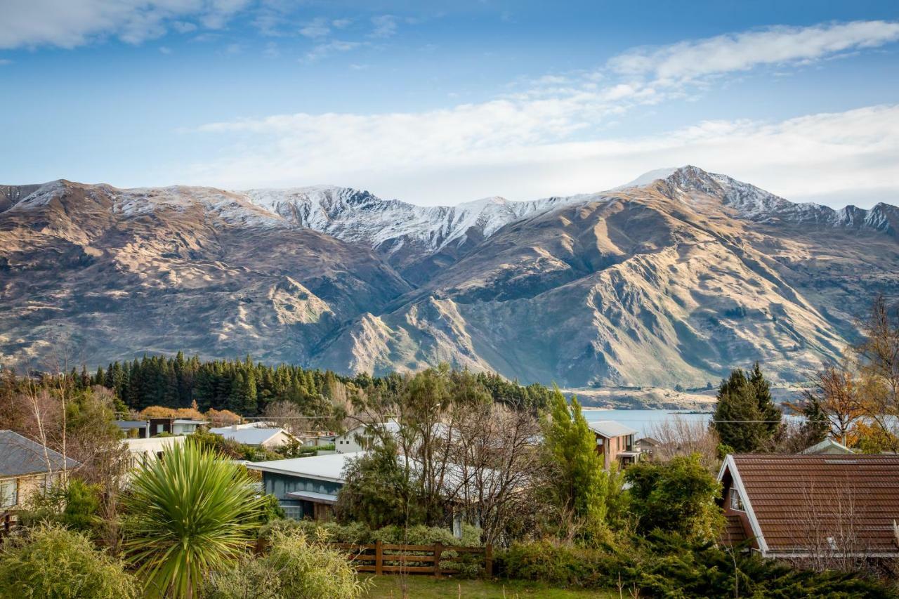 Retro With A View Villa Wanaka Bagian luar foto